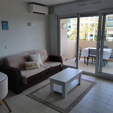 Antibes Les Pins 2 Pieces Vue Mer Piscine Parking Exterior foto