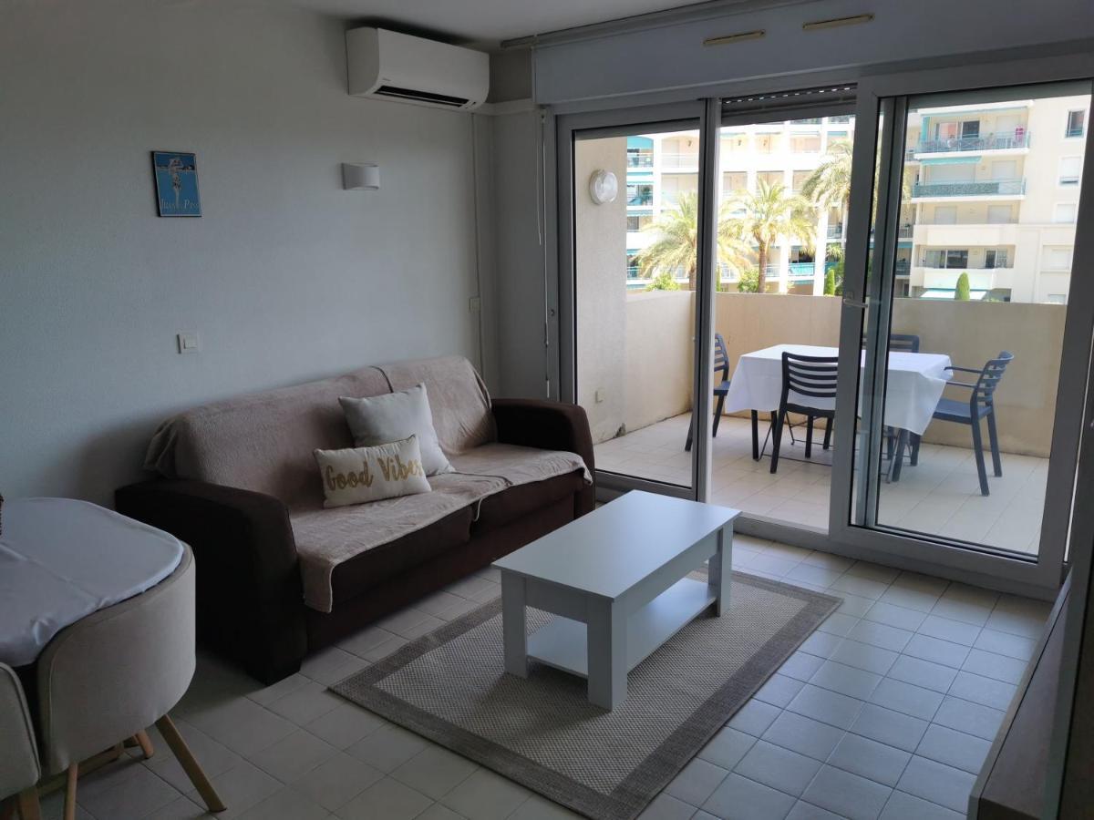 Antibes Les Pins 2 Pieces Vue Mer Piscine Parking Exterior foto