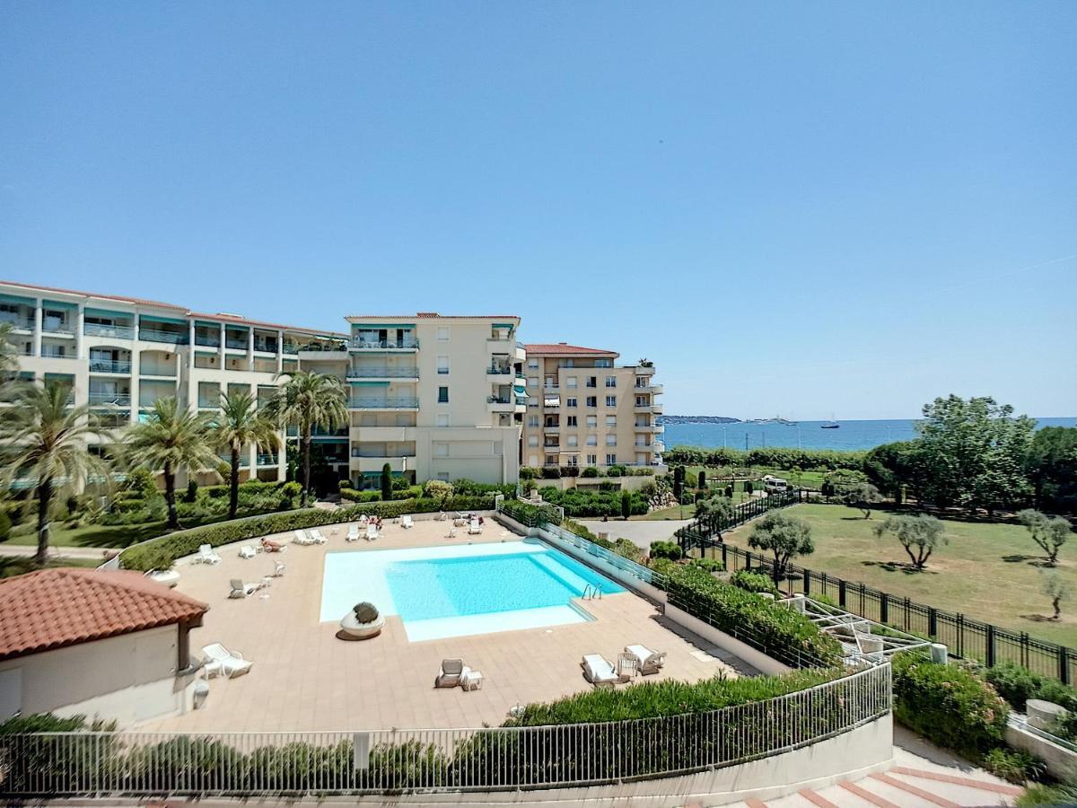 Antibes Les Pins 2 Pieces Vue Mer Piscine Parking Exterior foto